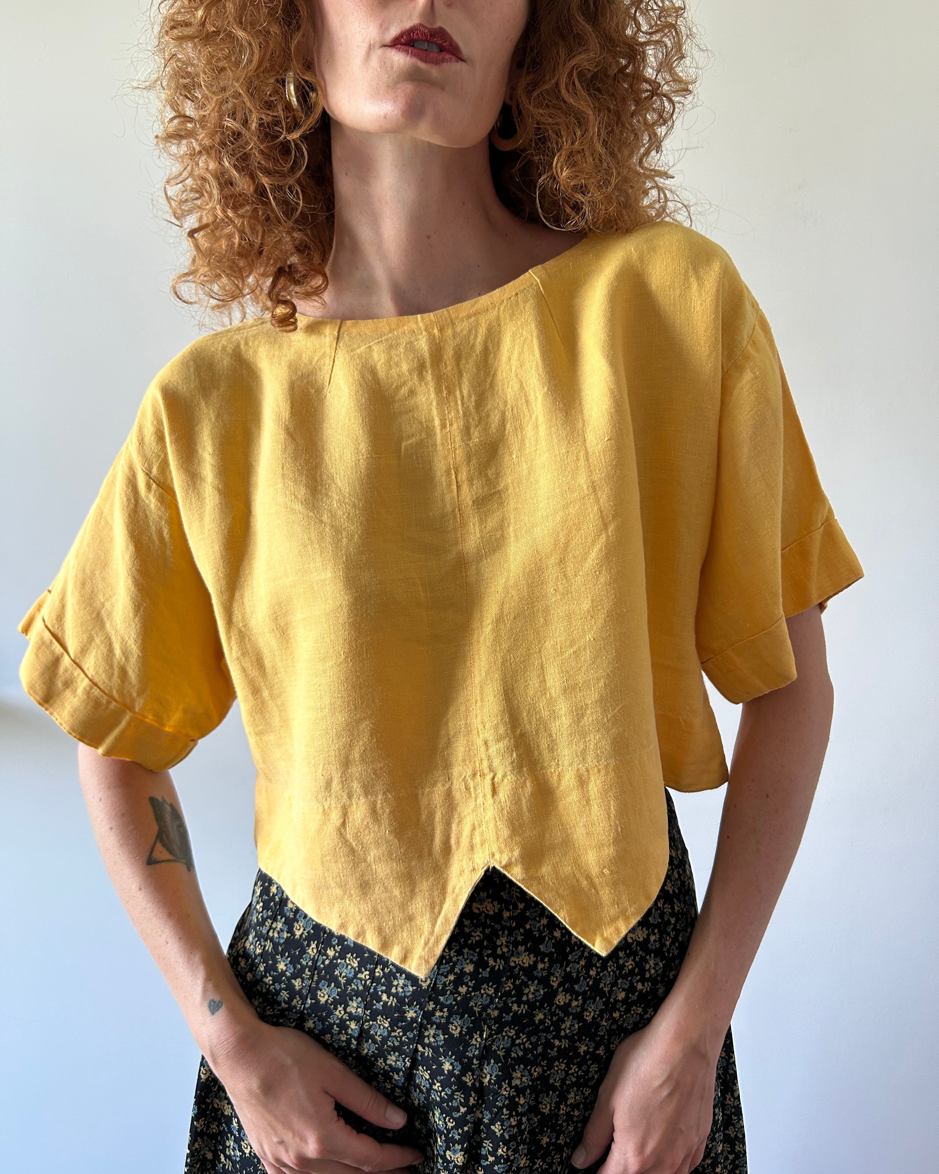Camicia crop gialla